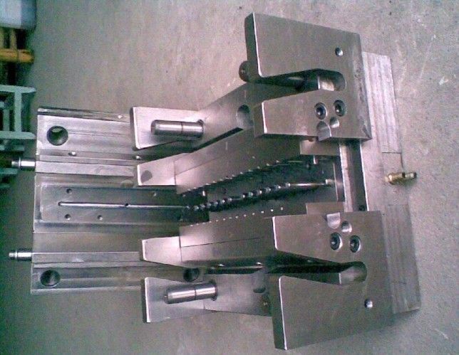 深圳模具廠,什么是注塑模具？